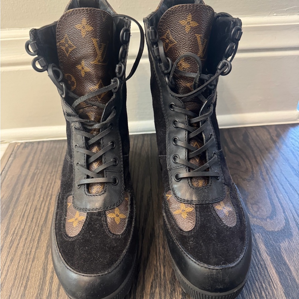 Louis Vuitton Black and Brown Monogram Lace-Up Ankle Boots